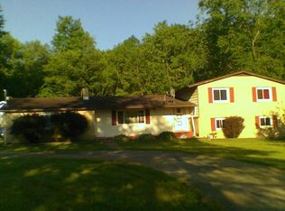 2797 Winner Rd, Sharpsville, PA 16150
