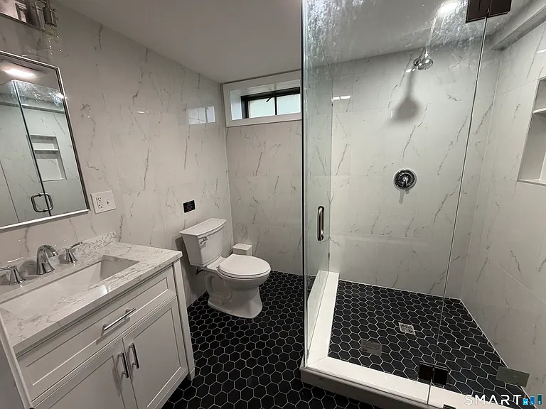 56 Janet Cir #7 — Photo 19