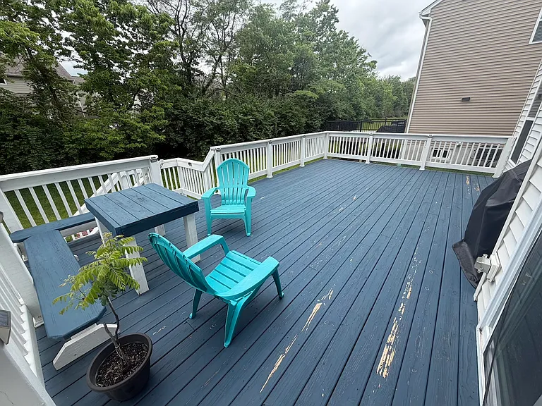 Deck (Whole View)