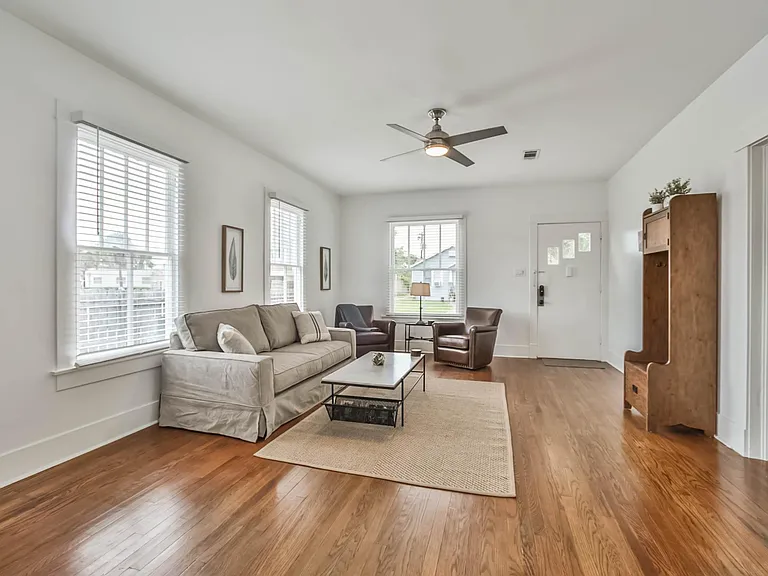 4518 Bernardo De Galvez Ave — Photo 6