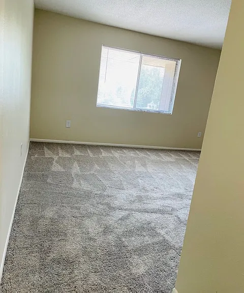 Cambridge Woods Apartments — Photo 7