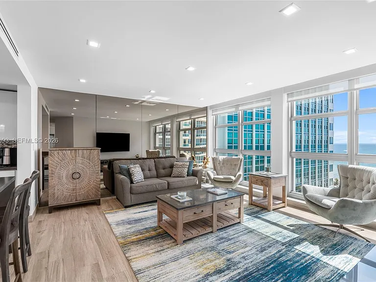 5055 Collins Ave #10H — Photo 10