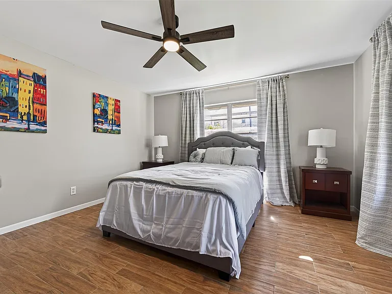 9310 Cliffwood Dr — Photo 32