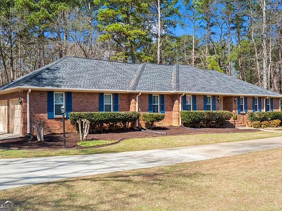 2nd image of 635 Edgecombe