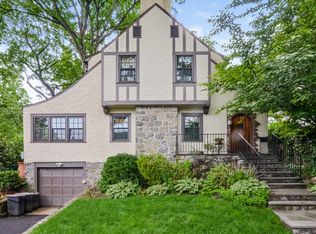 2 Poplar Pl, New Rochelle, NY 10805