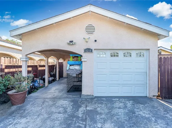 8219 Crockett Blvd, Los Angeles, CA 90001