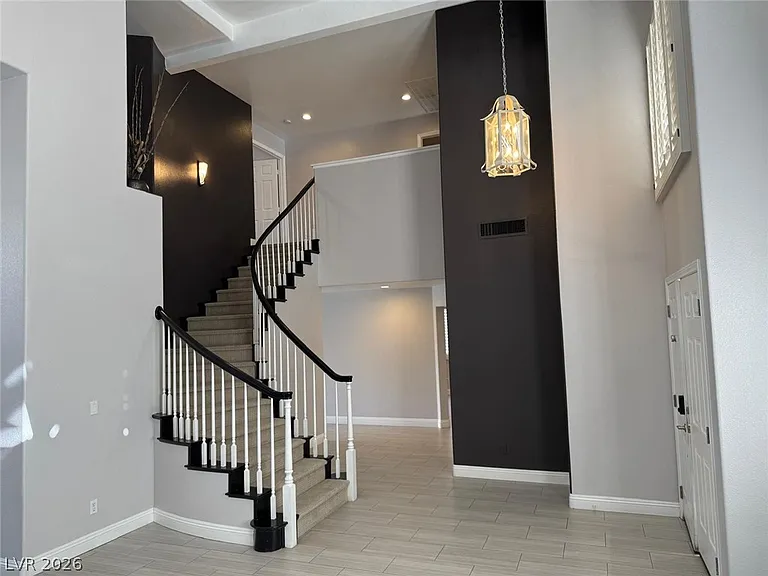 8218 Mount Nido Dr — Photo 12