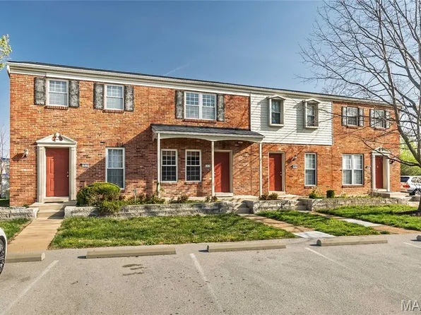 1212 Clarkson Ct #1212, Ballwin, MO 63011