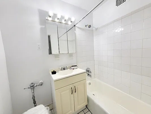 Rented by Douglas Elliman | media 9