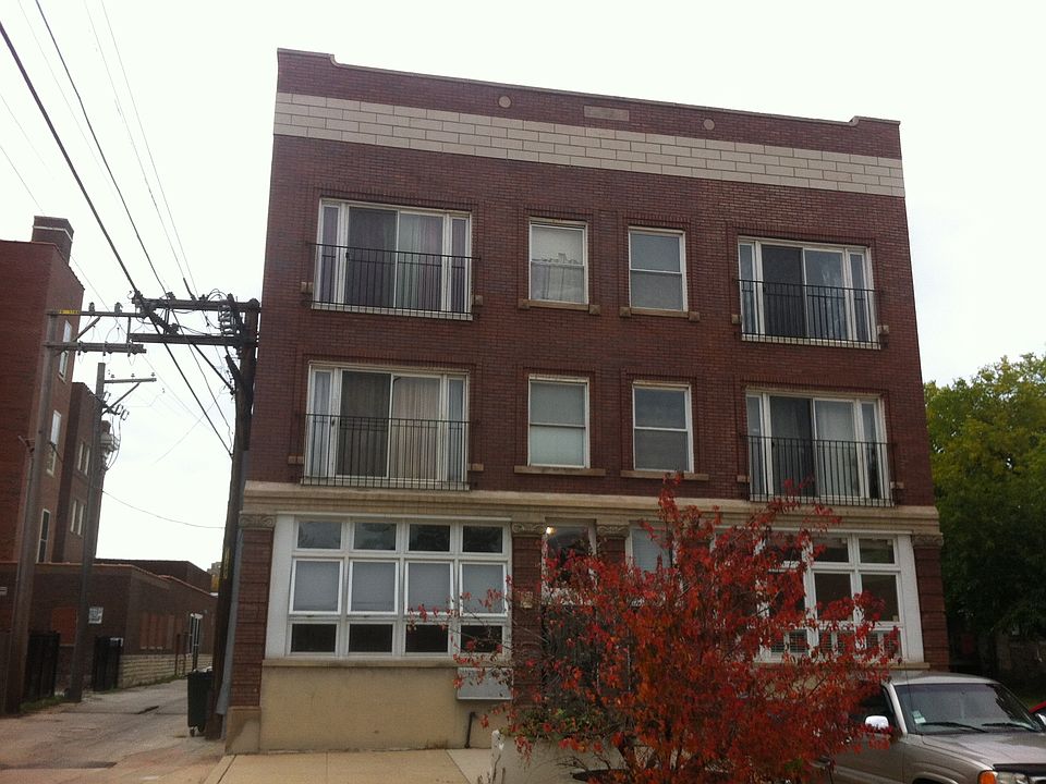 1st image of 964 E 62nd St #1C