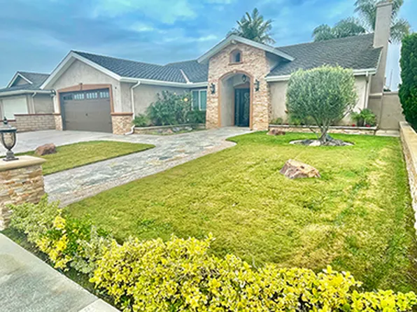 21292 Seaforth Ln, Huntington Beach, CA 92646