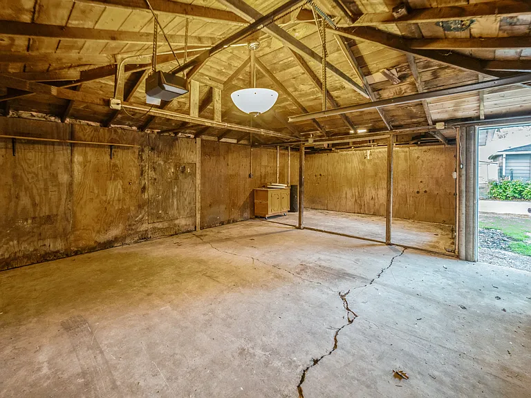 29 S Ash St — Photo 18