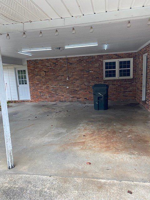 2nd image of 323 Loves Chapel Rd