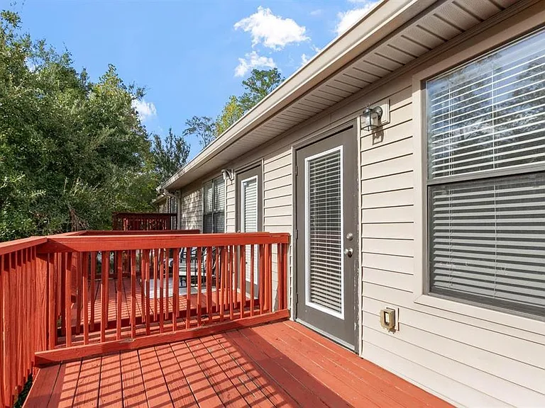 2307 Timber Oaks Ln — Photo 35