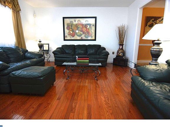 3rd image of 632 Anne Dr