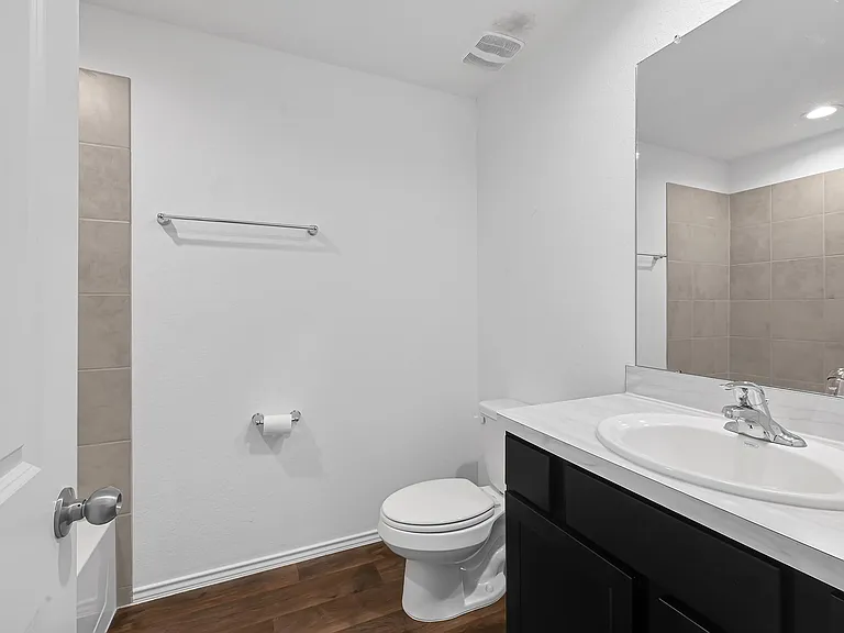 21503 Flowering Garden Ln — Photo 19