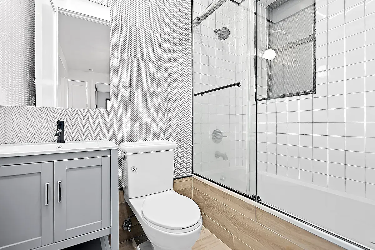 677 Vanderbilt Avenue — Photo 4