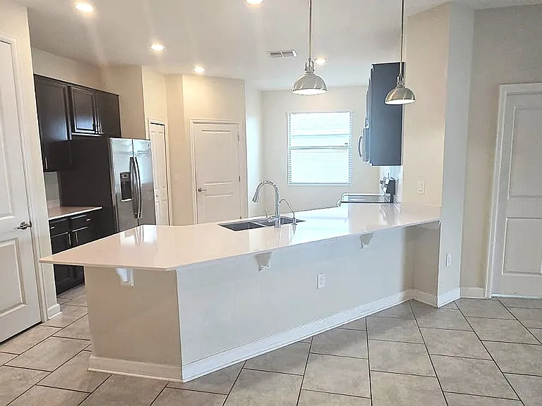 212 Bergamot Loop — Photo 2