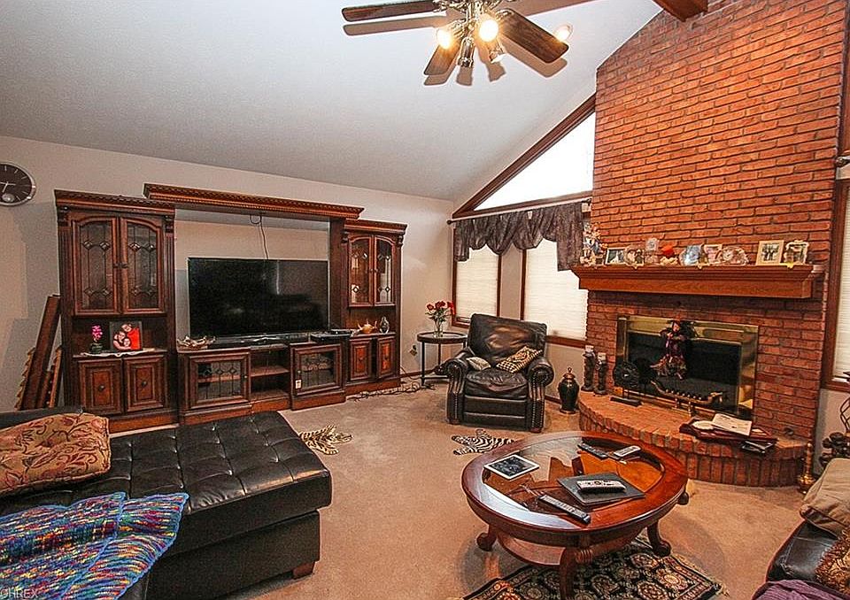 6226 Pebblebrook Ln, North Olmsted, OH 44070 Zillow