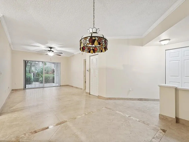 2120 Tuscany Way — Photo 5