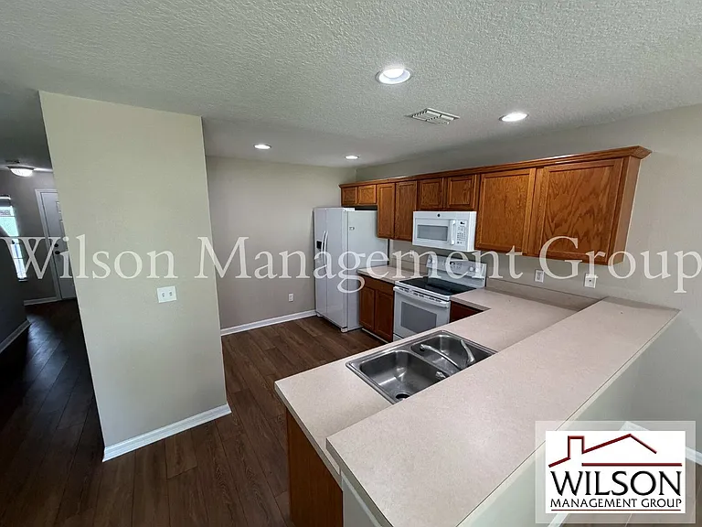 12664 Somerset Oaks St — Photo 9