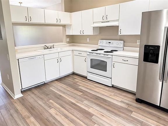 4th image of 30021 Playa Del Rey Ln