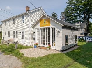 27 Rosseter St, Great Barrington, MA 01230