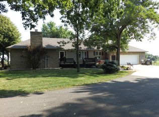 1939 Piatt Rd, Monticello, IL 61856