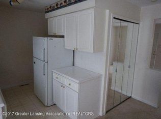 6244 Beechfield Dr, Lansing, MI 48911