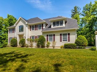 568 Country Club Rd, Avon, CT 06001