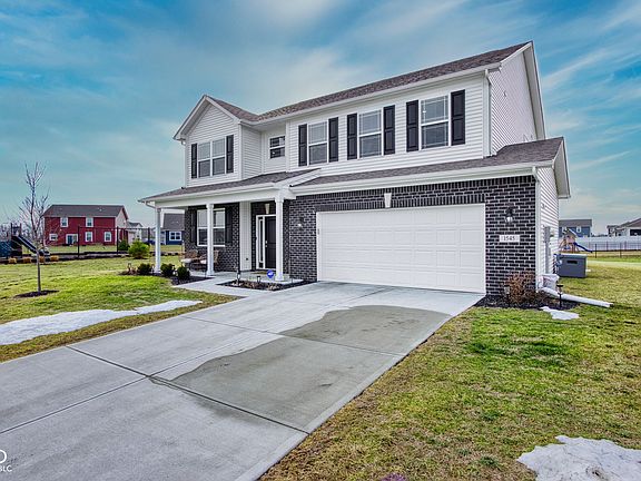 4th image of 1545 Aster Dr