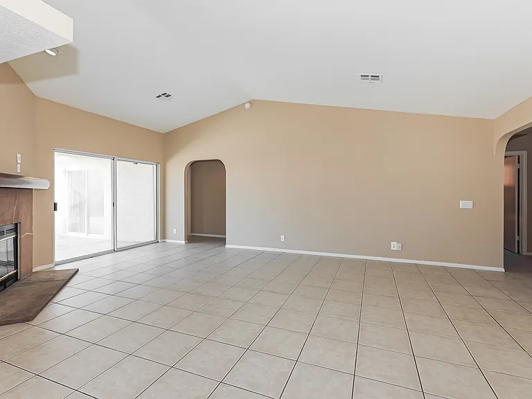 54120 Avenida Rubio — Photo 11