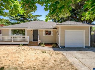 290 W D St, Lebanon, OR 97355