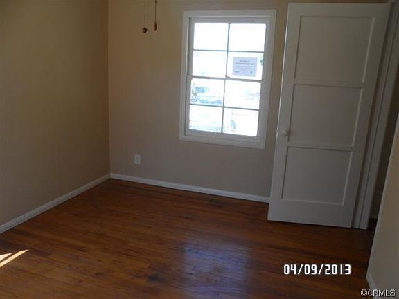 4th image of 24446 Seagrove Ave