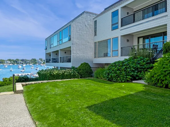 35 Wharf Path APT B, Marblehead, MA 01945