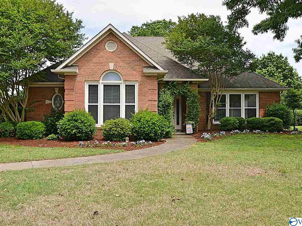 1st image of 2631 Quarter Ln SE