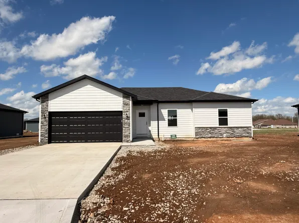 134 Maverick Drive, Mt Vernon, MO 65712