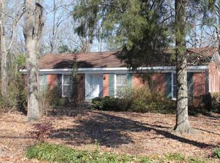 205 Auburn Hill Dr, Coosada, AL 36020