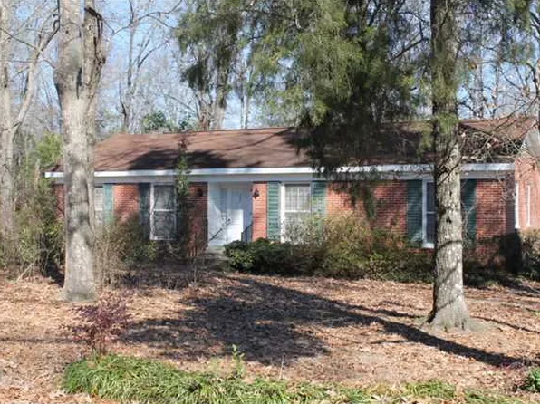 205 Auburn Hill Dr, Coosada, AL 36020