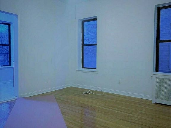 3rd image of 515 Park Pl APT 4B