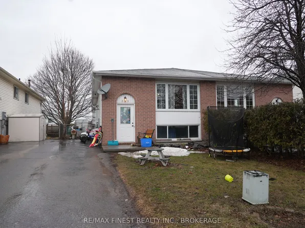 279 Kingsdale Ave, Kingston, ON K7M 8H8