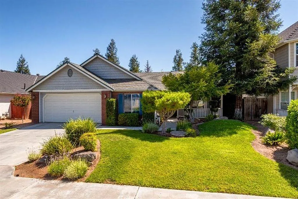 4 bed, 1763 sqft, $2,685 — Photo 1