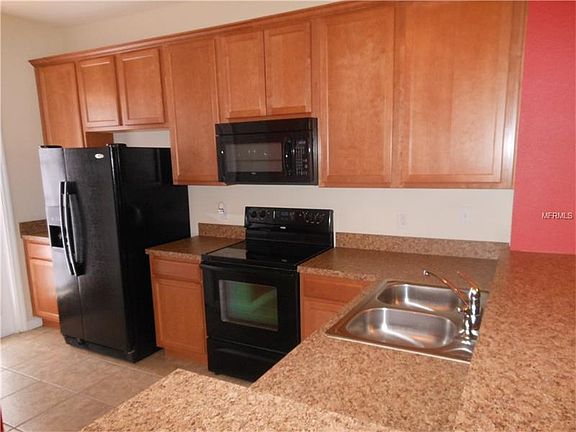 3rd image of 7975 Northlake Pkwy #1