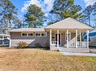 510 Oak Ln, Jacksonville, NC 28540