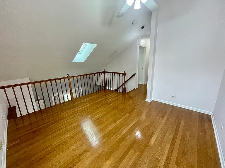 2760 College Hill Cir — Photo 13