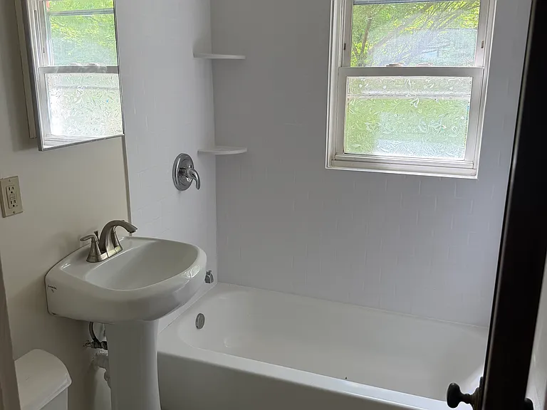 1407 N Kenilworth St — Photo 6