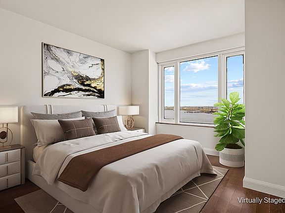 5th image of 70 Little St W Unit 19D