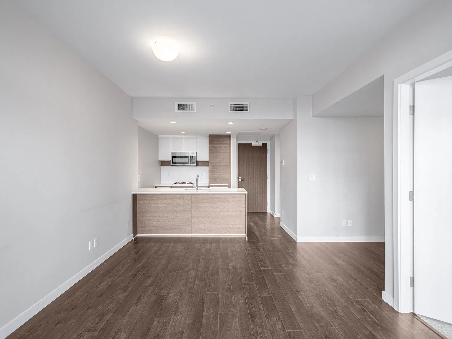 4485 Skyline Dr — Photo 3