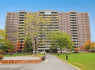 1705 Playfair Dr #212, Ottawa, ON K1H 8P6