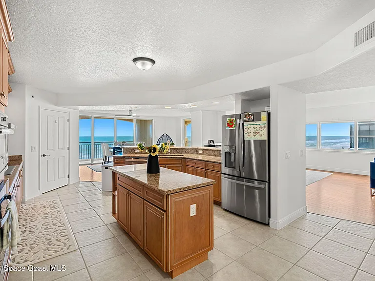 1095 Highway A1A #2502 — Photo 34
